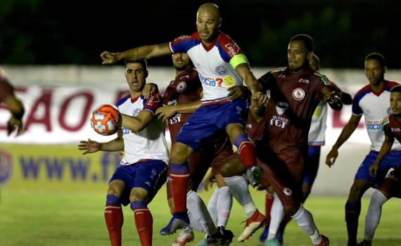 Bahia perde e mantém o Vitória na liderança do Campeonato Baiano 1