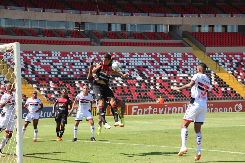 Vitória começa a série B perdendo para o Botafogo/SP 1