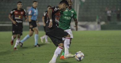 Com falhas na defesa Vitória perde para o Guarani em Campinas 1