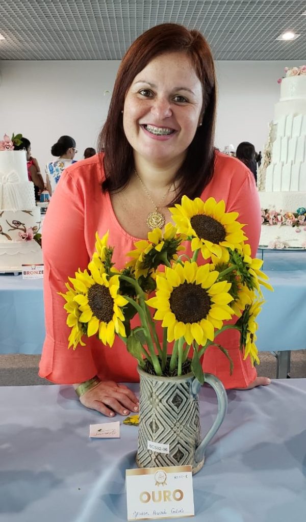 Moradora de Abrantes ganha concurso nacional de decoração artística de bolos 1