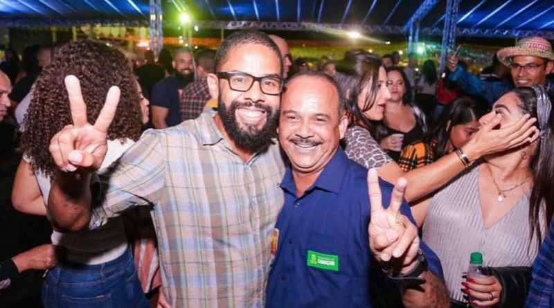 Aparição de Elinaldo e Otaviano Maia revela o modelo de política em Camaçari 1