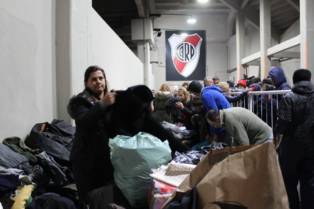 River Plate e Internacional abrem as portas para proteger moradores de rua 1