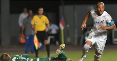 Santos vence o Bahia no estádio de Pituaçu e encosta na ponta do Brasileirão 4