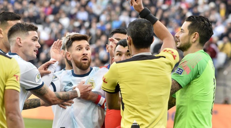 Messi se revolta com a Copa América e não aceita a medalha de 3° lugar 4