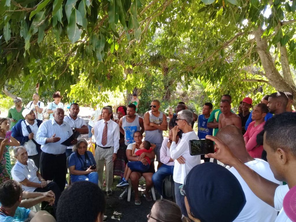 Comunidade de Vila de Abrantes se reúne na Fonte do Buraquinho com técnicos do IPHAN 1