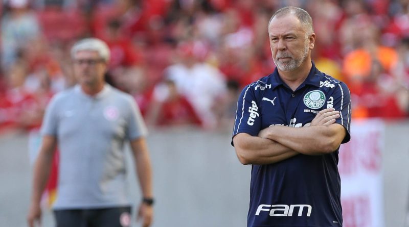 Mano Manezes fala de "gosto amargo" em empate do Palmeiras e critica: "VAR não pode ter camisa" 6