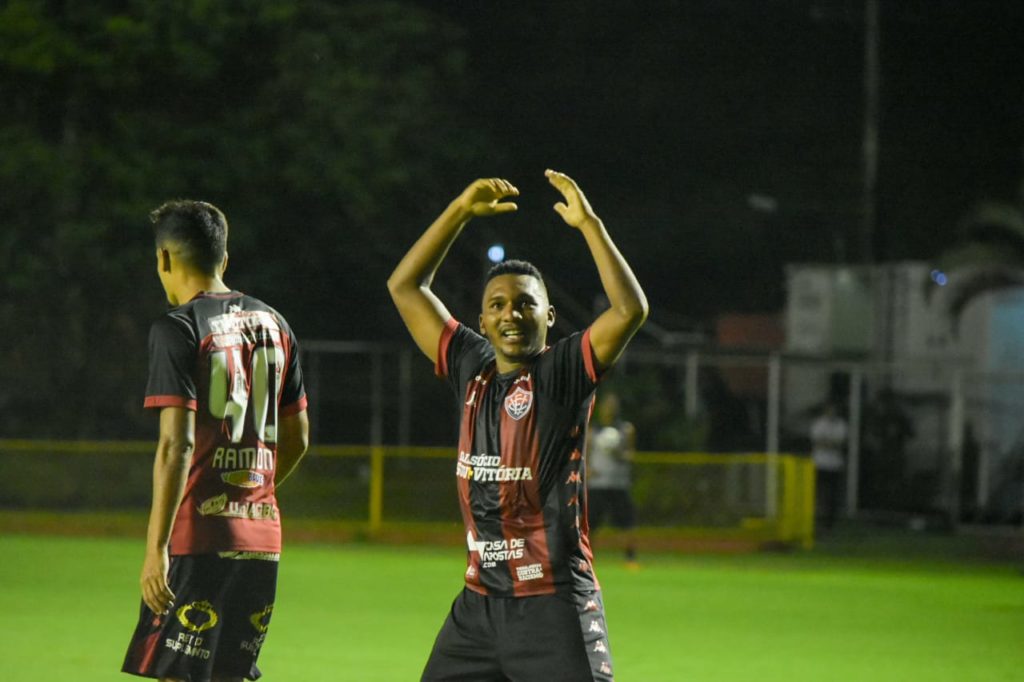 Governo da Bahia mantém suspensão do futebol baiano até 6 de julho 1