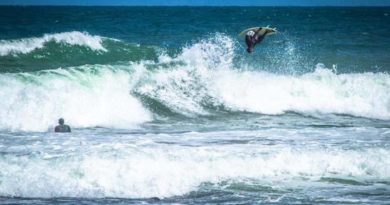 Campeonato de surf em Arembepe é atração no final de semana 4