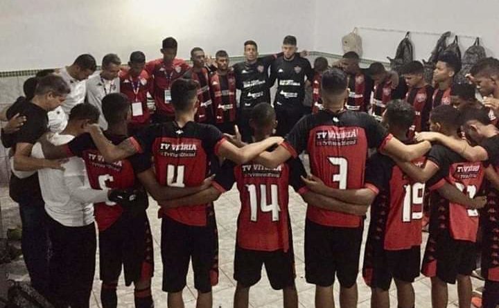 Derrota nos pênaltis tira o Vitória da Copa São Paulo de Futebol Junior 1