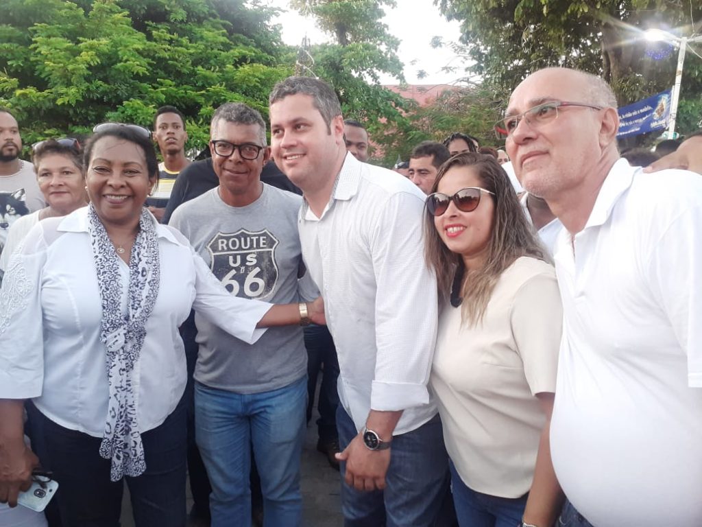 Homenagem ao Padroeiro São Thomaz do Cantuária atraem devotos e Grupos políticos em procissão pelas ruas de Camaçari 4