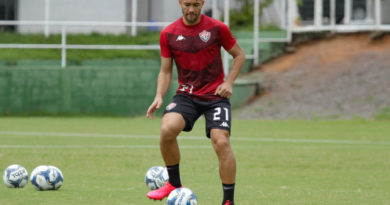 Jogador Jean é oficialmente apresentado no Vitória 3