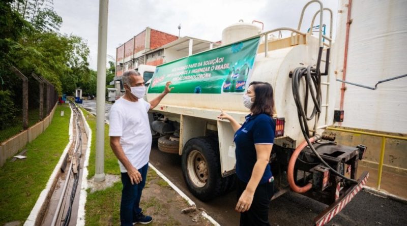 Empresa faz doação de 18 mil litros de água sanitária clorada para Prefeitura de Camaçari 1