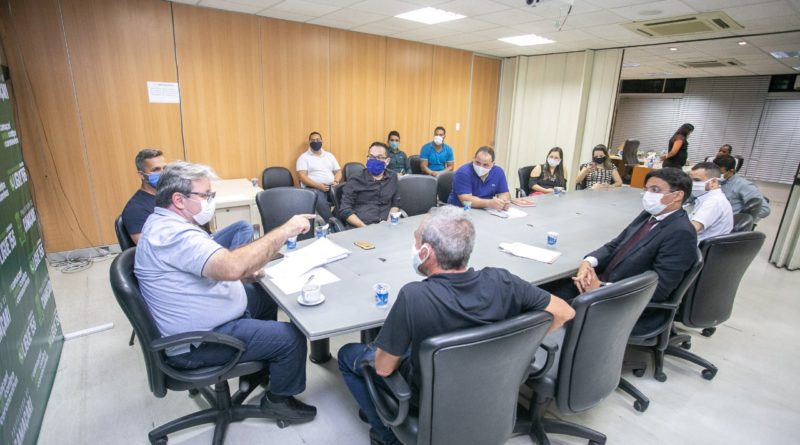 Comerciantes de Camaçari pressionam a Prefeitura pela reabertura do comércio 1