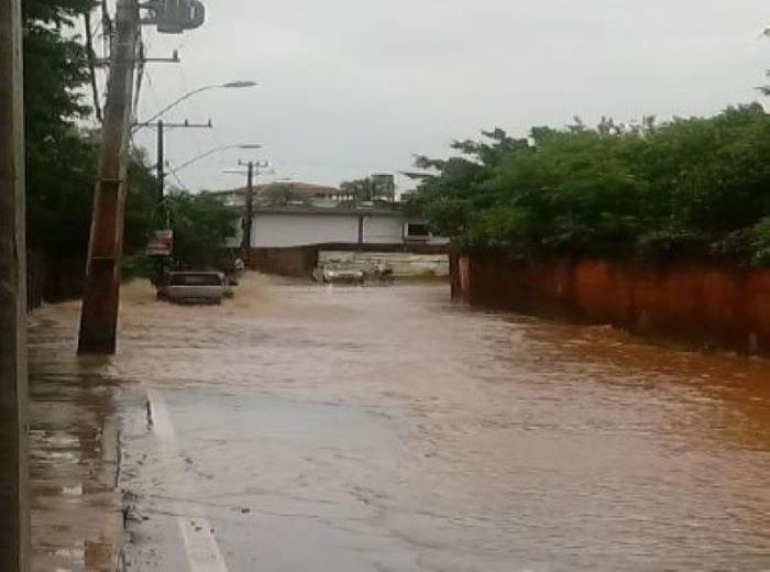 Com infraestrutura comprometida moradores da Rua Lagoa Branca em Abrantes cobram melhorias no bairro 2