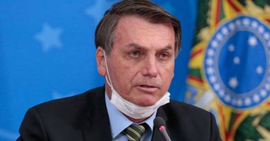 Presidente Jair Bolsonaro testa positivo para covid-19 3