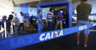 Caixa abre 770 agências no sábado para pagar auxílio emergencial e FGTS 2