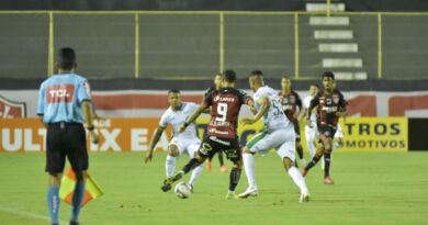 Vitória cede empate no Barradão e permanece na 13ª colocação 2