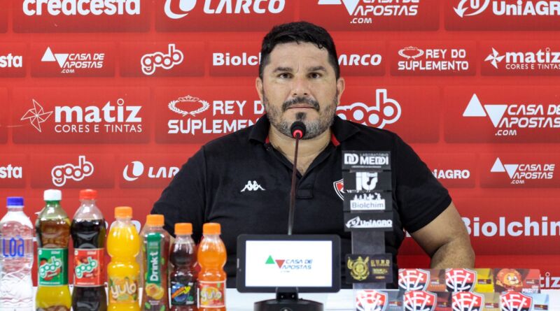 Eduardo Barroca fala pela primeira vez como técnico do Vitória 9