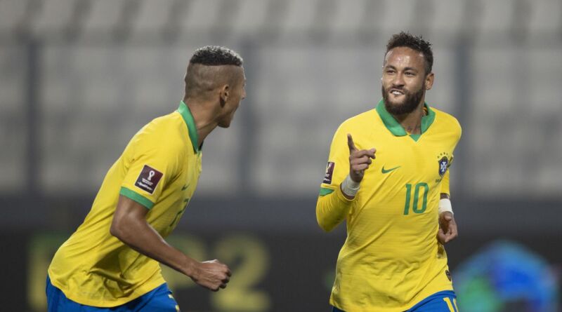 Neymar marca três vezes e seleção vence Peru nas Eliminatórias 9