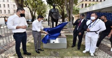 Estátua de Mahatma Gandhi presenteada pela Índia é inaugurada em Salvador 1