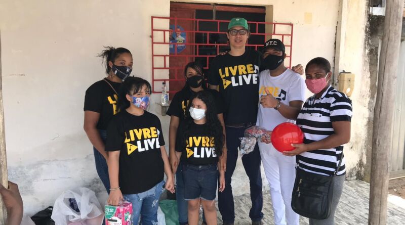 Projeto Livre Live realiza programação na Orla e distribui presentes para a comunidade da Estivas de Buris em Abrantes 3