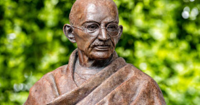 Salvador ganha da Índia estátua de Gandhi nesta quinta (08) 3