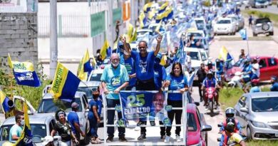 Elinaldo toma as ruas de Arembepe e Areias em mais uma carreata 1