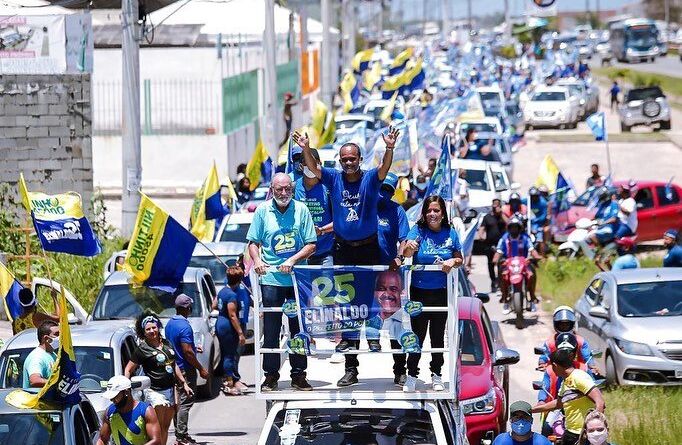 Elinaldo toma as ruas de Arembepe e Areias em mais uma carreata 1