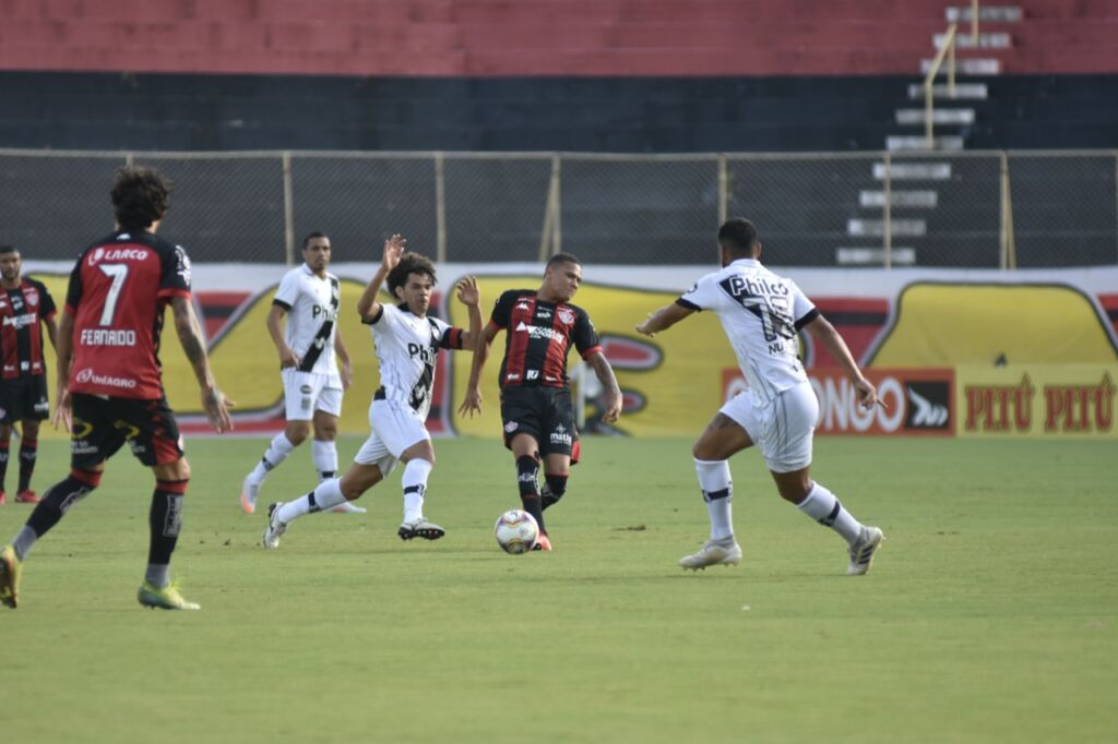 Vitória esbarra na marcação da Ponte e coleciona mais um empate na série B 1