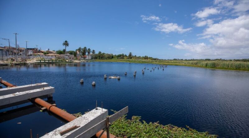 Obra de revitalização da lagoa e praça de Jauá segue para finalização da primeira fase 1