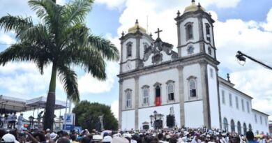 Carnaval e festas populares estão suspensas até definição de vacina 1