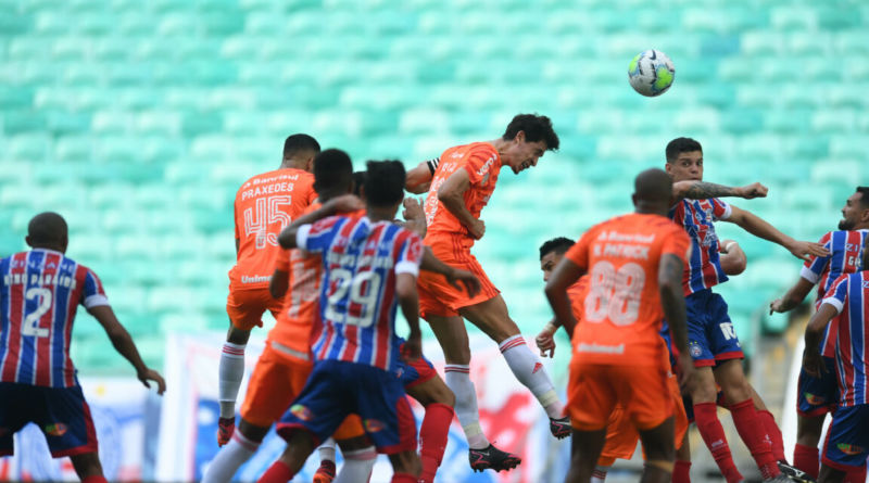 Bahia perde para o Internacional e amarga sexta derrota seguida no Brasileirão 1