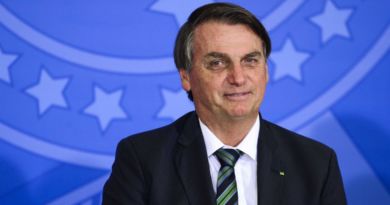 Bolsonaro assina decreto de indulto natalino 2