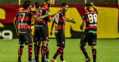 Vitória vence o Botafogo-SP e comemora permanência na Série B para próxima temporada 3