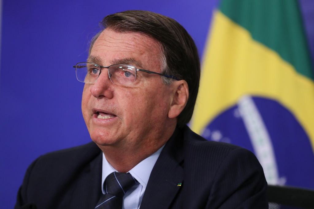 Bolsonaro dá entrada no Hospital das Forças Armadas após sentir indisposição no Planalto 1