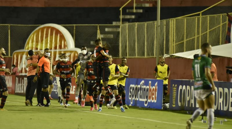 Em jogo equilibrado, Vitória vence o Altos e passa para a próxima fase da Copa do Nordeste 9