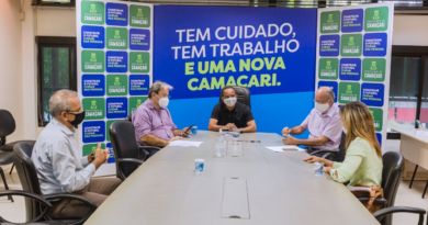 Prefeito discute projeto para conceder auxílio a segmentos culturais de Camaçari 1