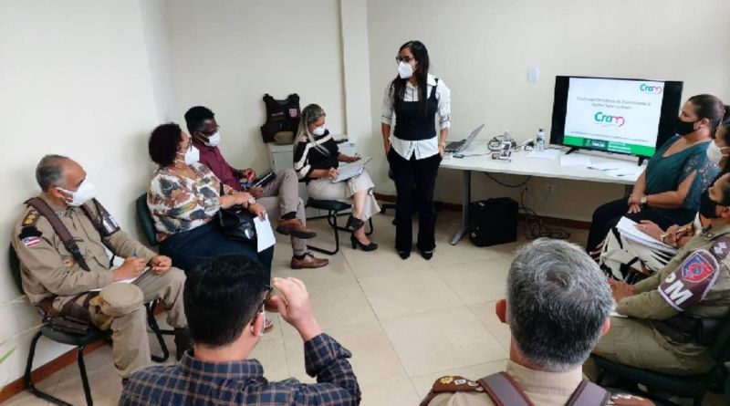 Encontro debate expansão dos serviços de proteção à mulher da Costa de Camaçari 1