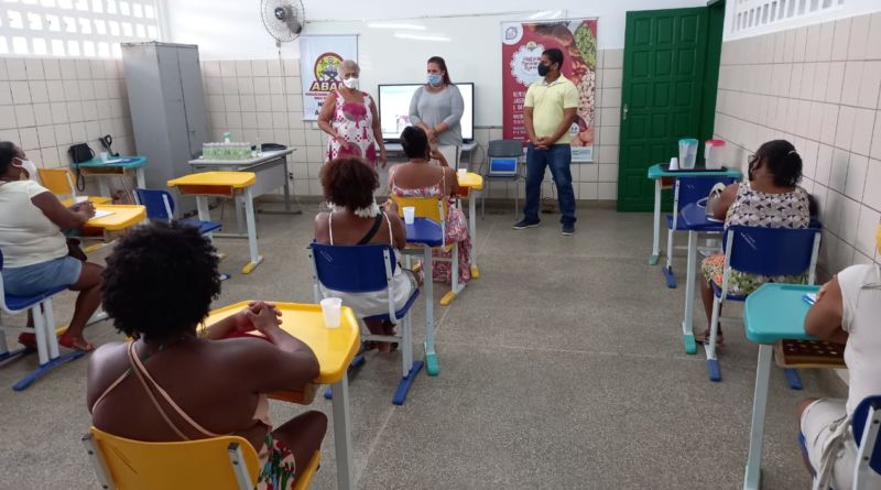 Curso de qualificação para baianas de Acarajé é iniciado em Abrantes e Arembepe 1