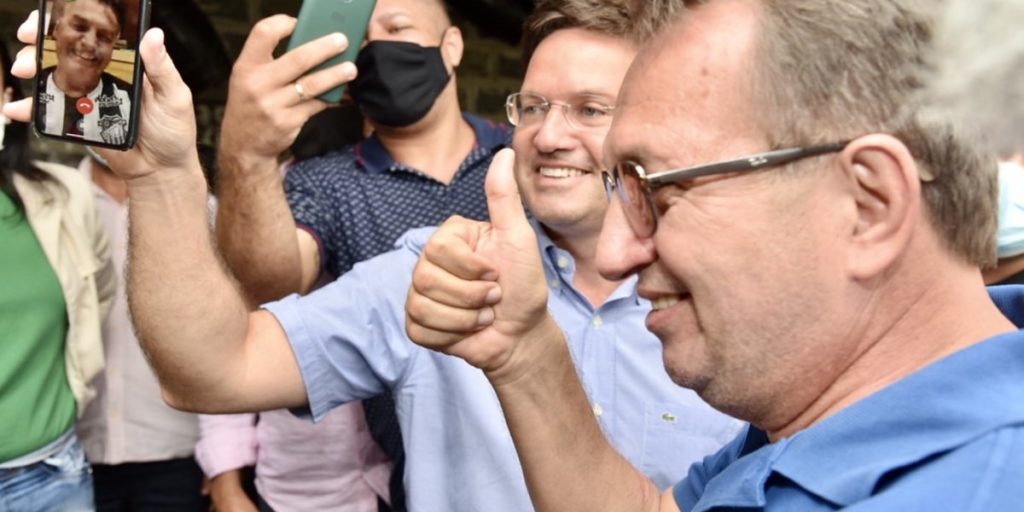 Bolsonaro diz em videochamada que João Roma é o "futuro" da Bahia 1