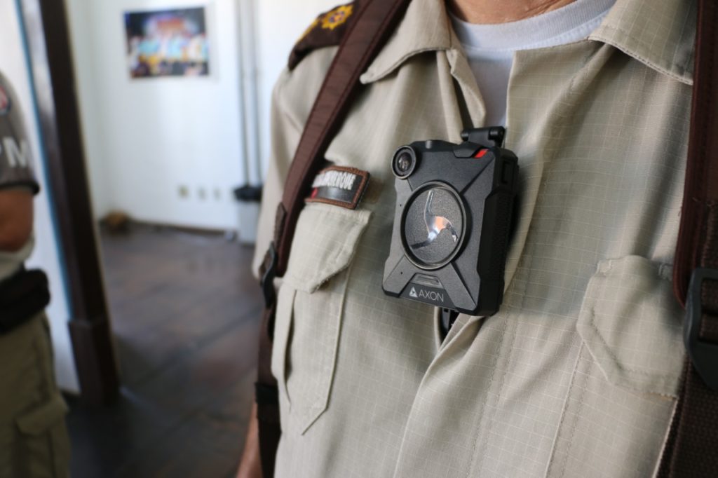 SSP-BA anuncia fase de testes com câmeras acopladas em fardas de policiais 1