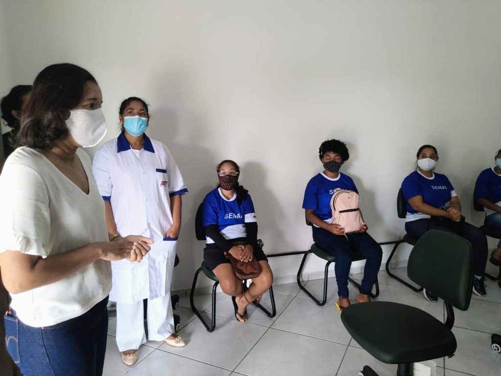 Senai inicia cursos gratuitos de capacitação profissional para moradores da Costa de Camaçari 1