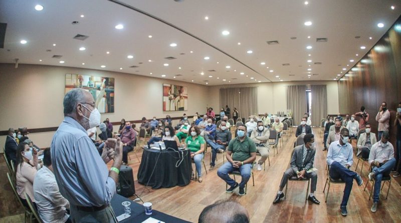 Encontro debate o ordenamento e retomada do turismo na Costa de Camaçari 1