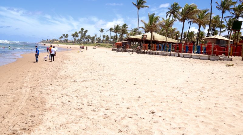 Voluntários celebram o Dia Mundial da Limpeza com ação nas praias de Lauro de Freitas 1