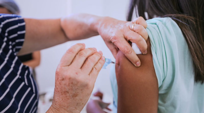 Camaçari: Vacinação contra Covid avança para adolescentes a partir dos 13 anos nesta terça (21) 1