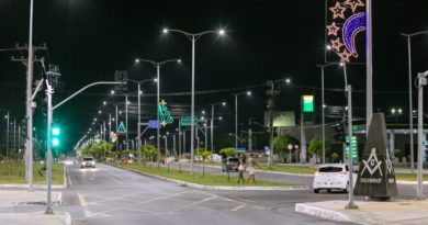 Prefeitura de Camaçari mantém iluminação natalina em 2021 4