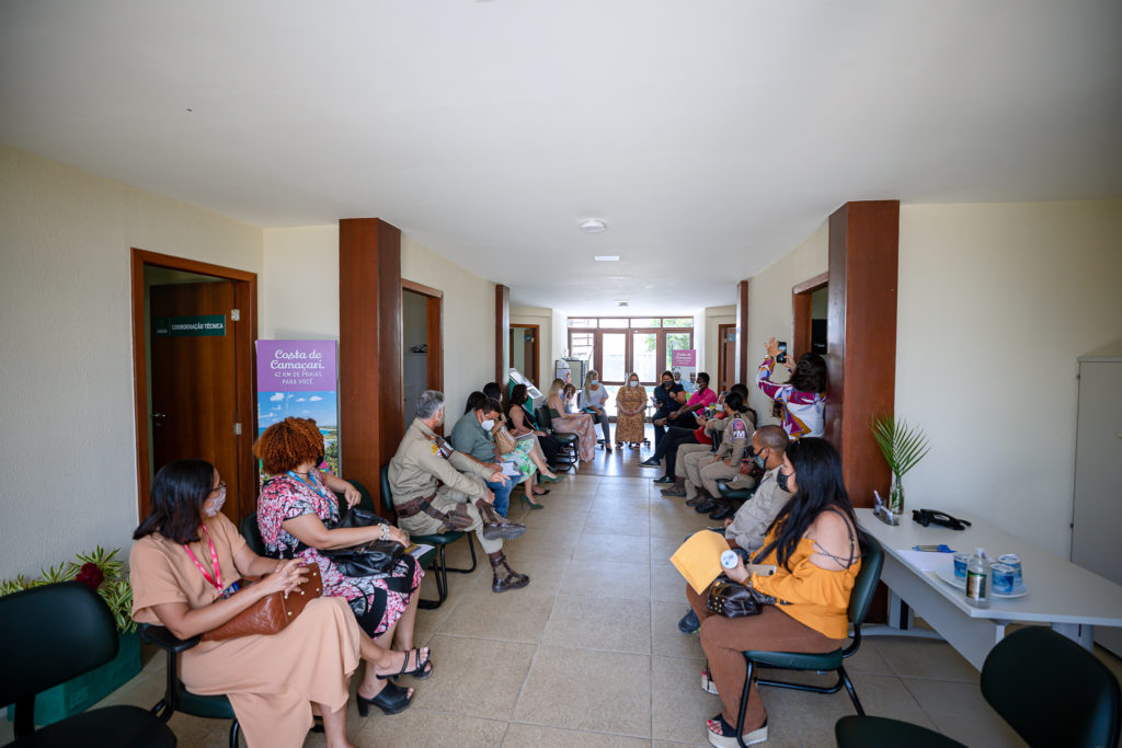 Setur promove encontro entre secretarias municipais e órgãos estaduais para debater a violência contra mulher em Camaçari 1