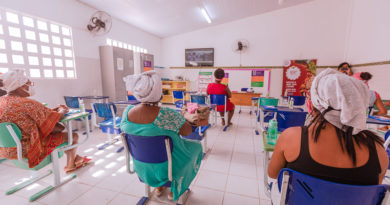 Ambulantes e baianas da Costa de Camaçari passam por curso de empreendedorismo 2