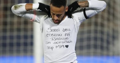 Neymar marca gol e faz homenagem a Marília Mendonça: 'Serei seu eterno fã'