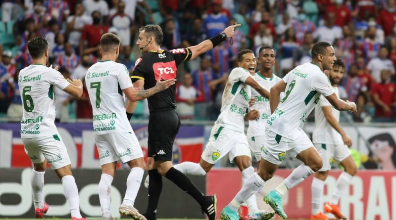 CBF admite erro de arbitragem em gol anulado do Cuiabá no duelo contra o Bahia 10